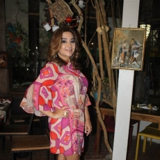 As produções fashionistas em bday de Tânie Carlessi