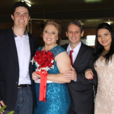Valberto Berkenbrock e Léa Pasini celebram bodas de Zircão