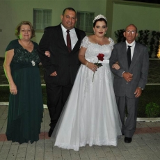 Sandro Geremias e Josiane Silveira selam matrimônio