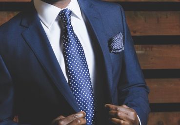 Elegância Masculina: Como usar gravata corretamente