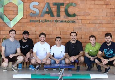 Projeto AeroSatc participa de competição da Sae Brasil