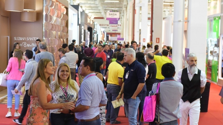 Correspondente fala sobre os destaques do maior evento calçadista no país