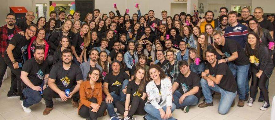 Curso de Design de Moda da Satc, promove festa à comemoração de 10 anos do mesmo