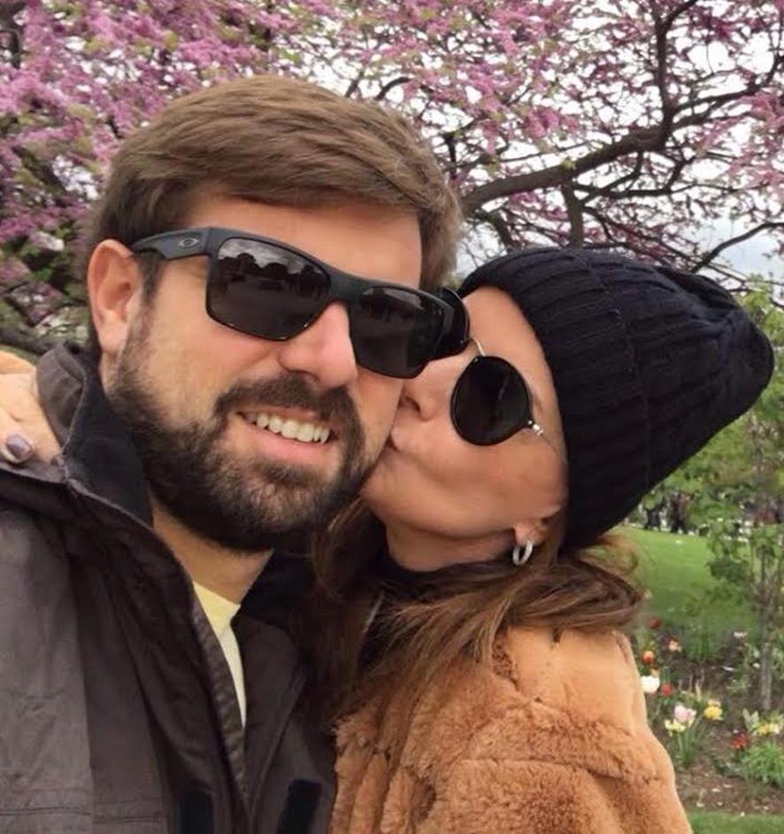 Casal Patrícia Felício e Giovani Freitas voltam ao Brasil após honeymoon