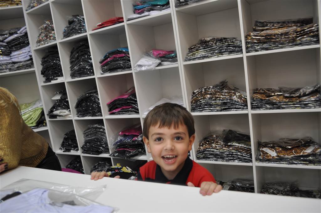 Lojistas invadem as mais de 40 lojas atacadistas na rota da moda no sul