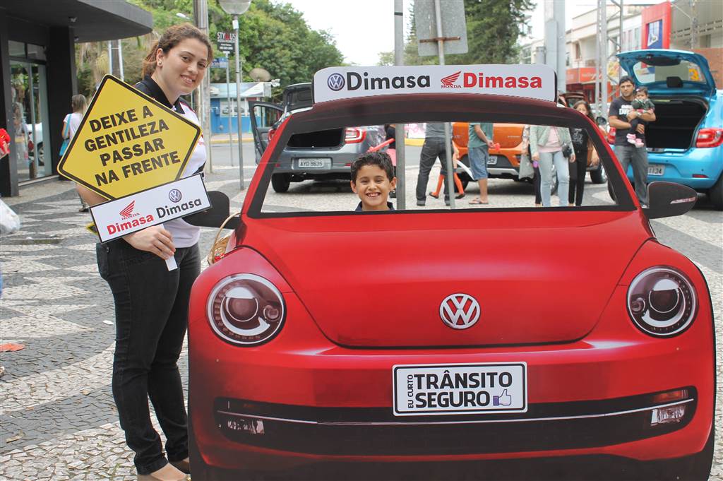 Grupo Dimasa vem realizando campanhas de conscientização aos motoristas, motociclistas e pedestres