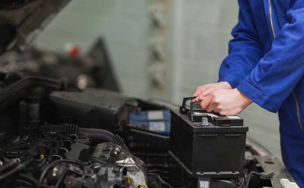 Conheça os indícios de que está na hora de dar carga nova para seu automóvel