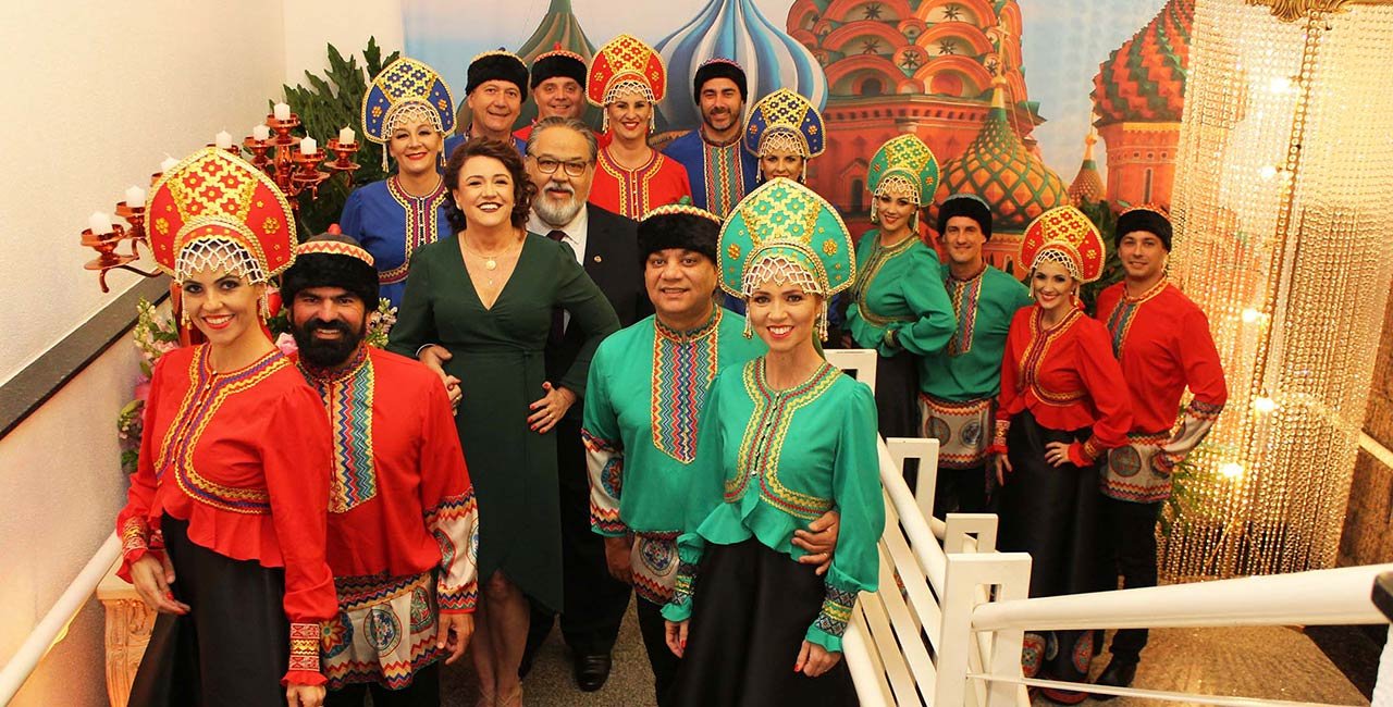 A festa mais tradicional do clube movimentou o salão principal neste sábado