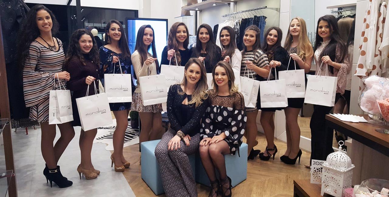 Noite de moda e estilo encanta as Debutantes 