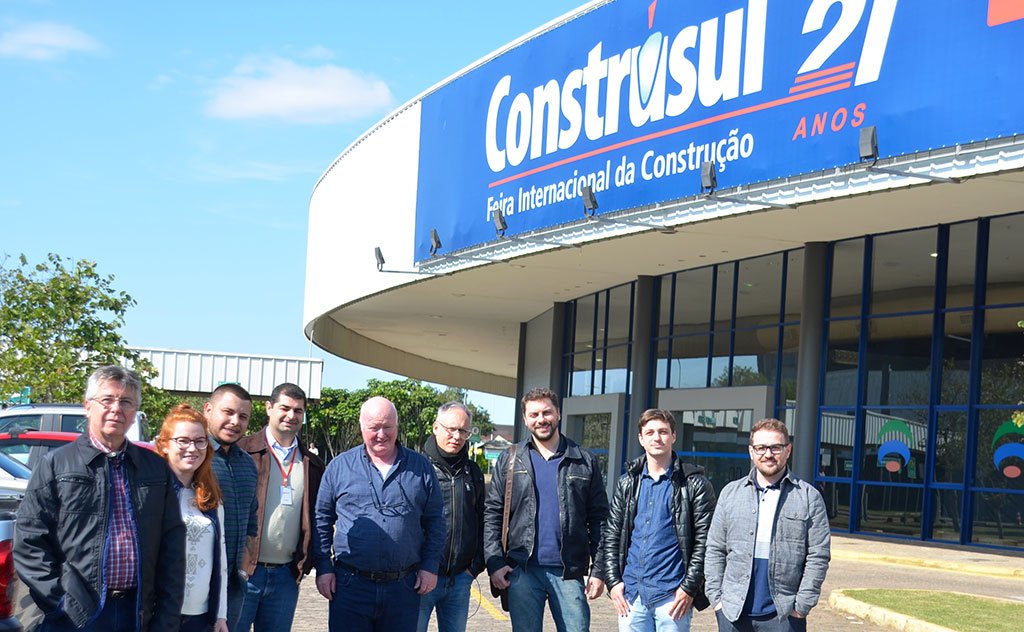 Representantes do Sinduscon marcam presença na Feira Internacional Construsul