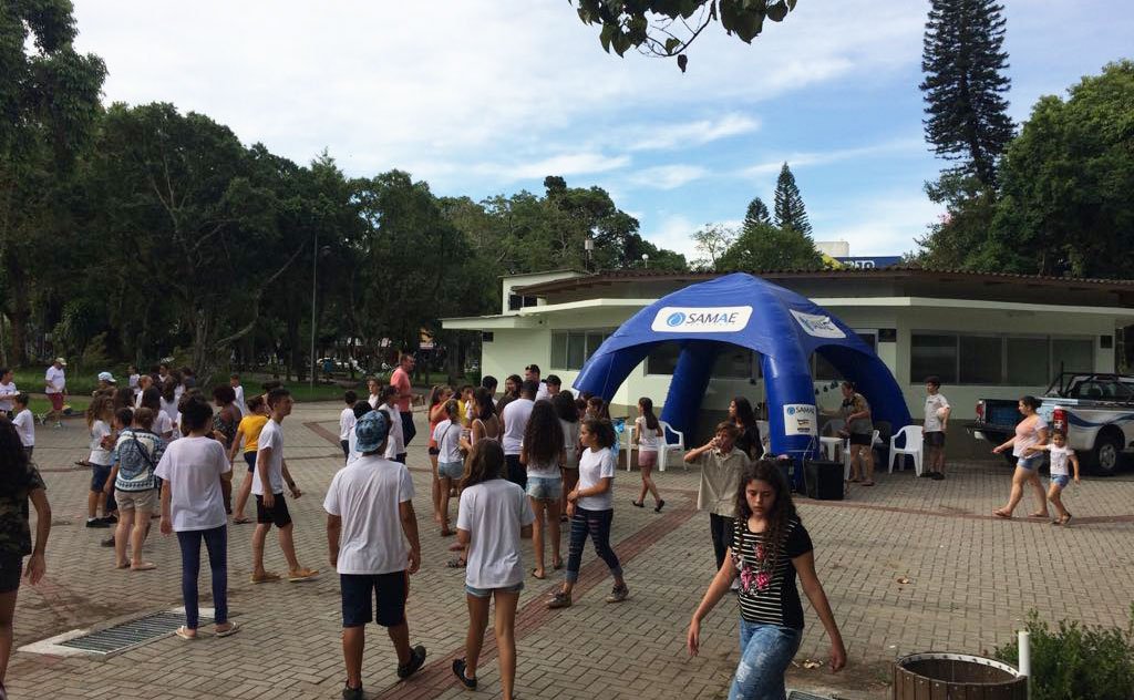 Evento reuniu estudantes para a  conscientização da importância da água