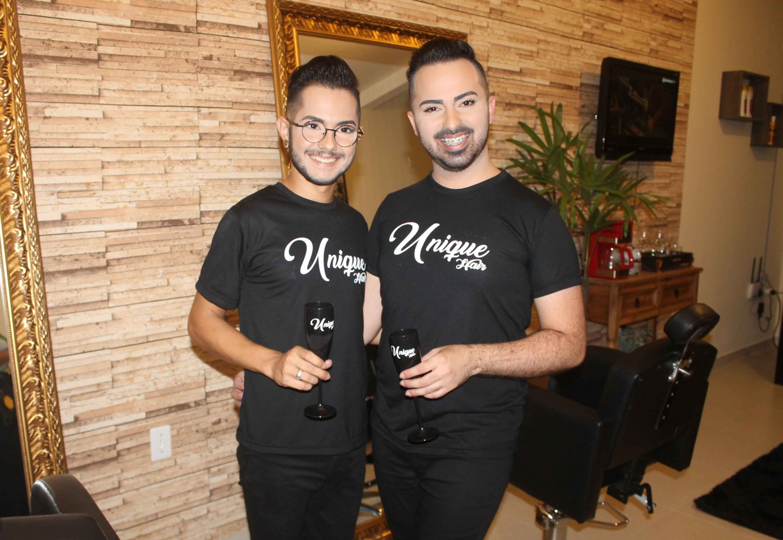 Hair Stylists inauguraram salão de beleza Unique Hair, em Araranguá