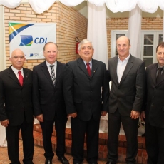 Jantar CDL Araranguá reúne lojistas para confraternização