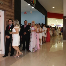 Casamento comunitário no Center Shopping Araranguá
