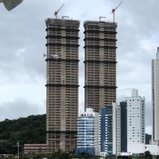 Em Camboriú, os edifícios mais altos da América Latina adotam  nova tecnologia