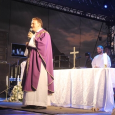 Missa e Show com Teodoro e Sampaio em Maracajá