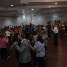 Festa do Idoso no Grêmio Fronteira de Araranguá