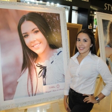 Debutantes 2019 em exposição de fotos, no Shopping de Araranguá
