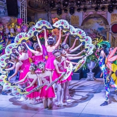 Baile de Máscaras de Nova Veneza surpreende com espetáculo “As Quatro Estações”