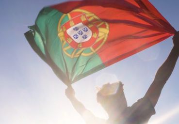 Portugueses e descendentes podem voltar para Portugal