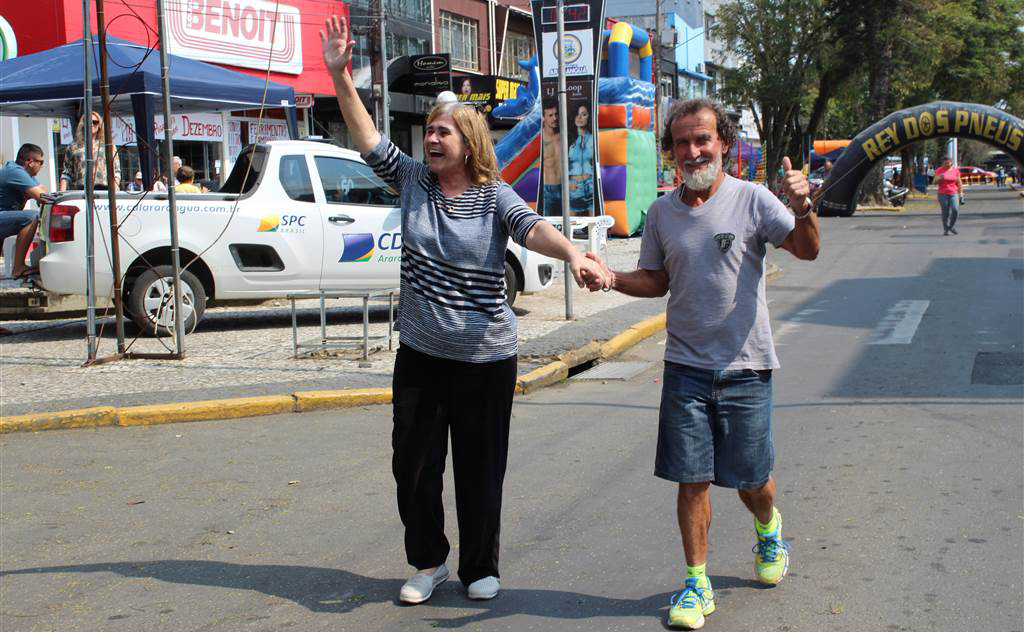 Personalidades disputam corrida em prol da Linda Nunes