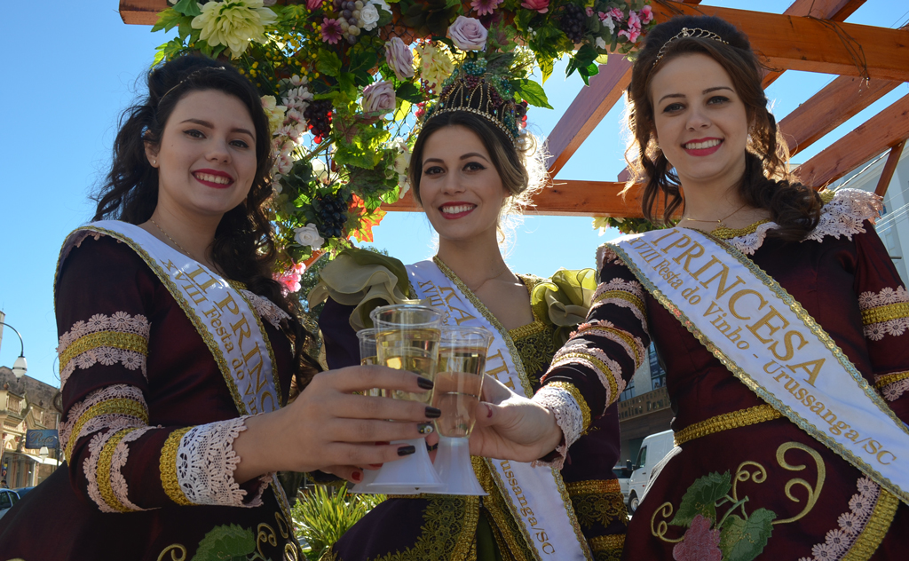 O tradicional evento em Urussanga, homenageia a cultura italiana