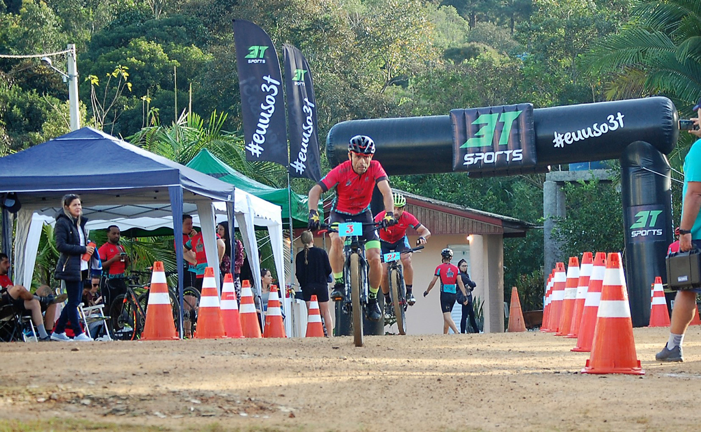 A cidade abre caminho e recebe ciclistas para a competição