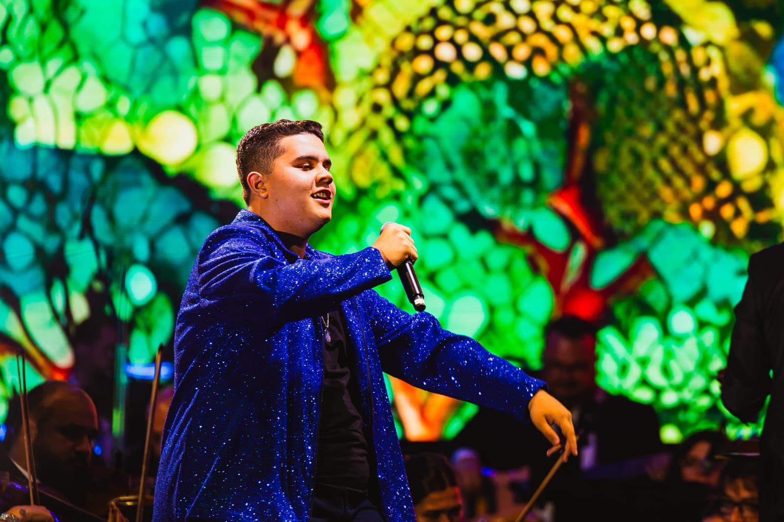 Aos 16 anos, Endrios Rodrigues, de Meleiro, é o Grande Campeão do Festival Santa Catarina Canta