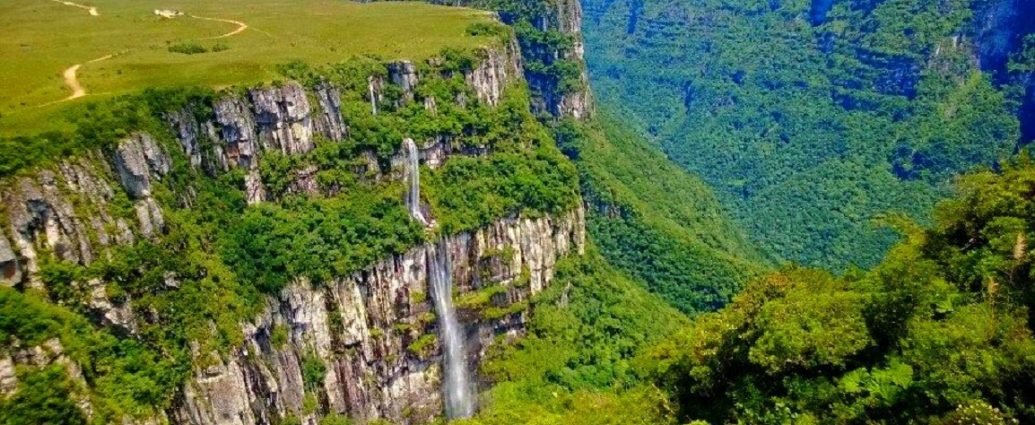 Santa Catarina é uma das grandes referências brasileiras quando o assunto é férias e viajar