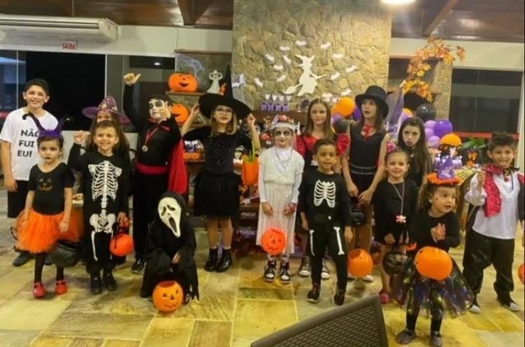 Fim de semana de comemorações com Halloween, aniversários e muita diversão em família