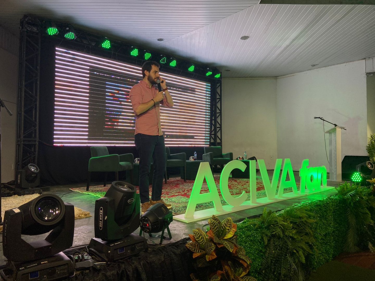 O evento teve palestras do bi-campeão olímpico Giovane Gávio e do co-fundador da RD Station André Siqueira