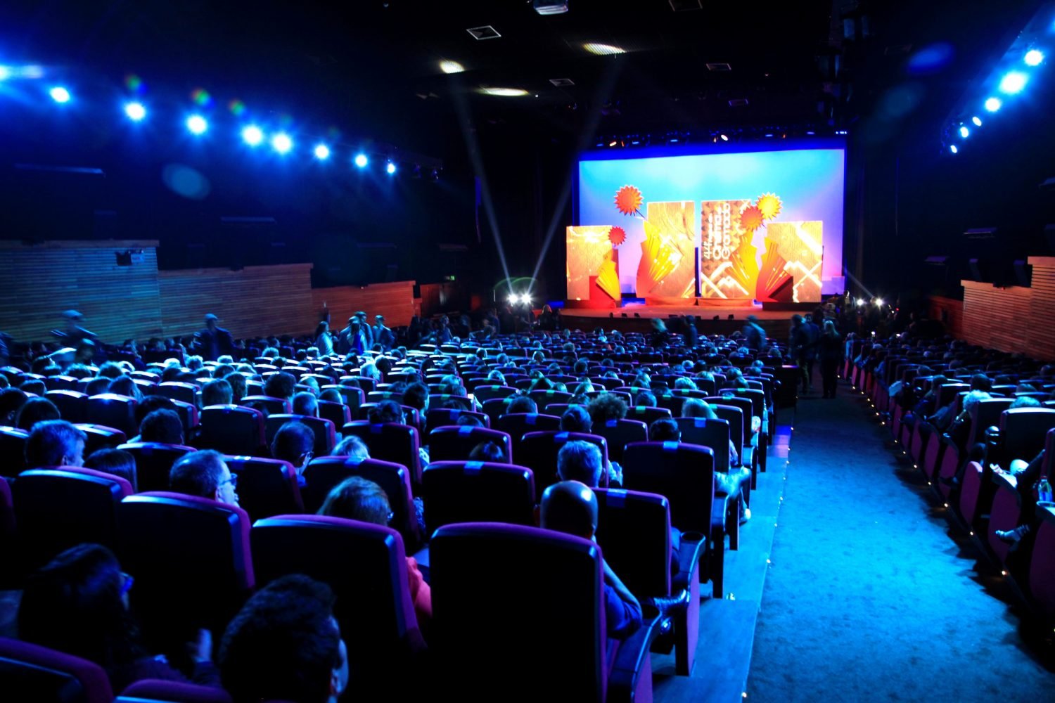 Evento internacional debaterá tendências e o papel do Cinema no desenvolvimento do Turismo, destacando os 50 anos do Festival de Cinema de Gramado