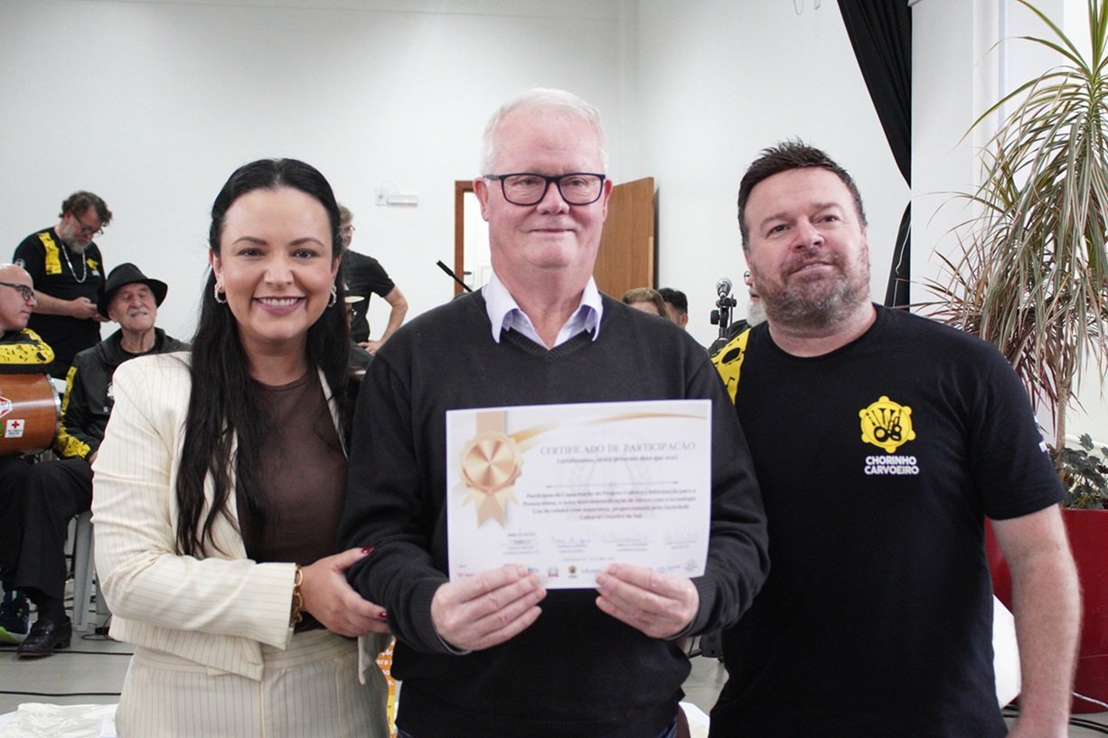 Afasc e Cruzeiro do Sul formam primeira turma do curso de Inclusão Digital para a Terceira Idade